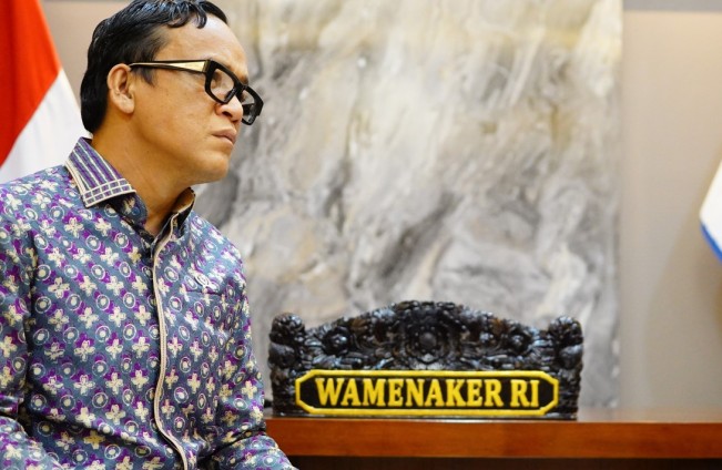 Noel wamennaker 2 210820259